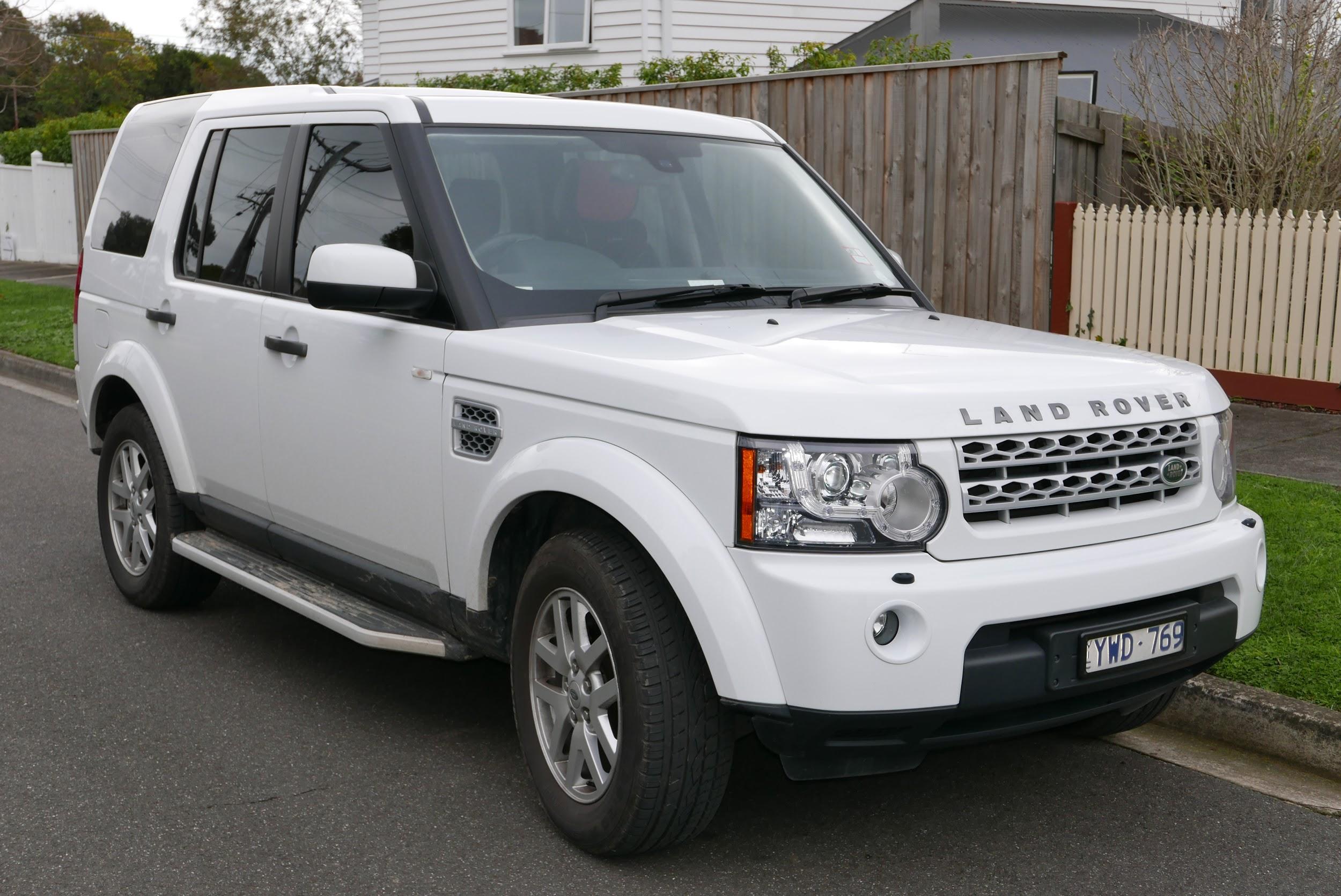 Land Rover Discovery 4 Reviewing the Perfect Offroader